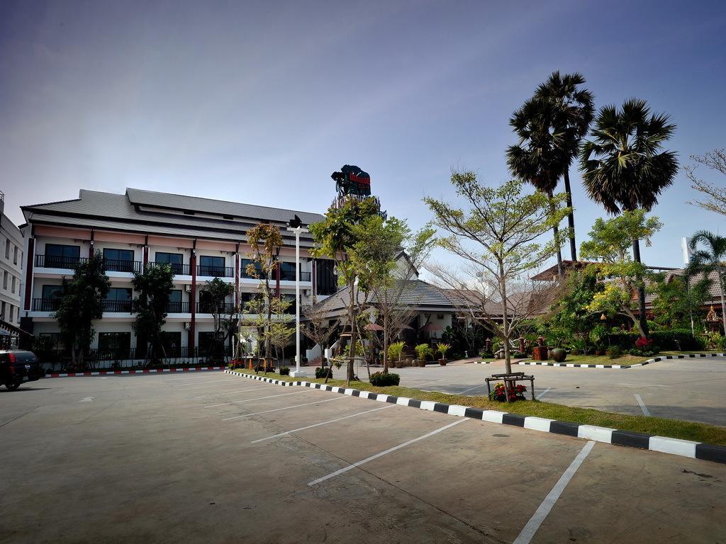 Mammoth Resort Khon Kaen Exterior photo
